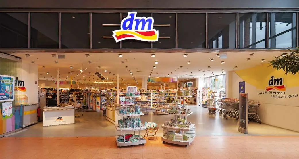 dm